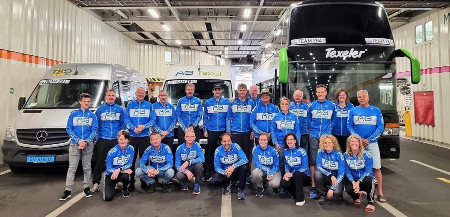 Groepsfoto van het team